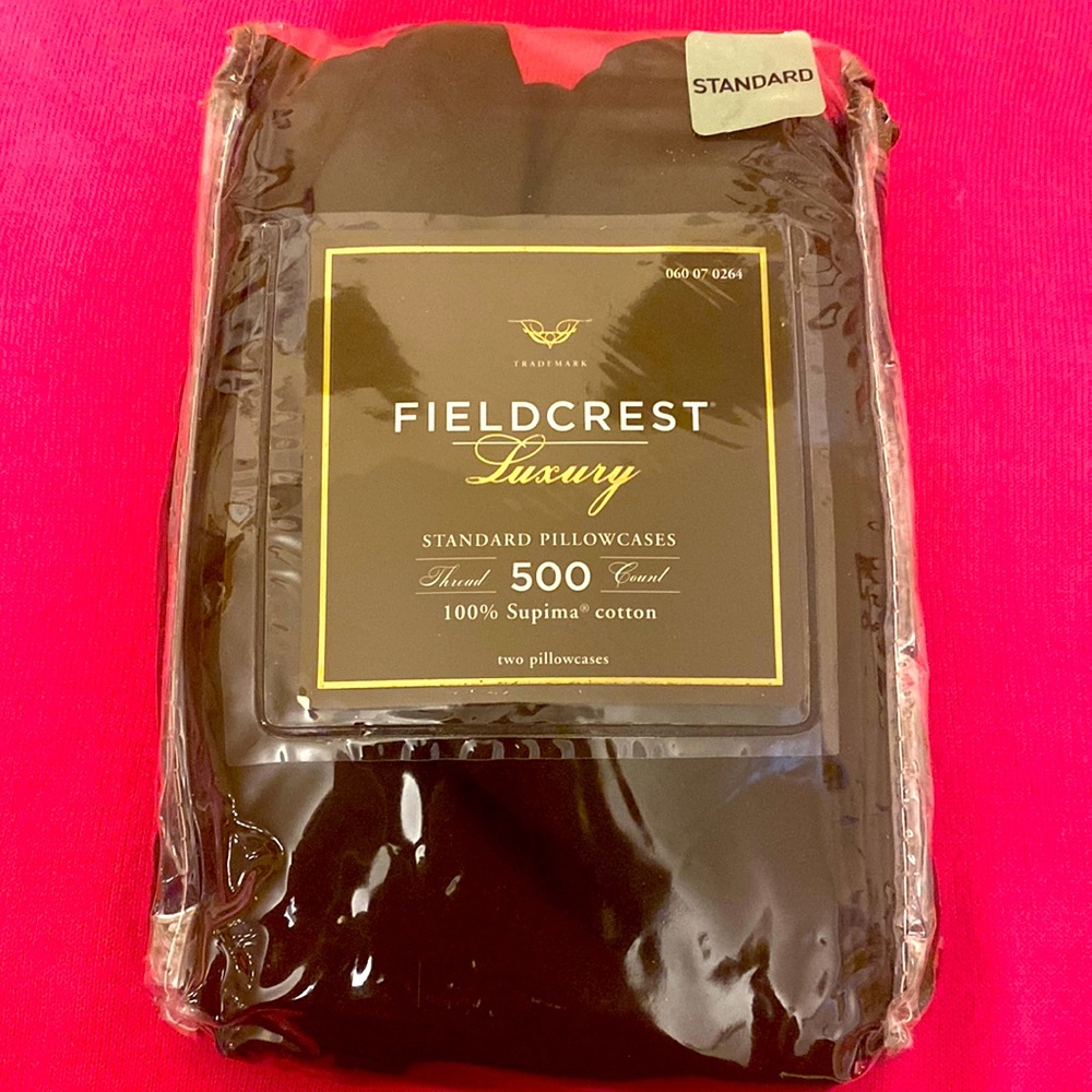 🆕 NWOT! Fieldcrest Luxury Standard Pillowcases Set of 2. 500 Thread Count